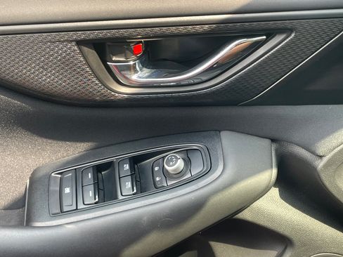 Used 2025 Subaru Legacy Premium AWD/4WD image 18