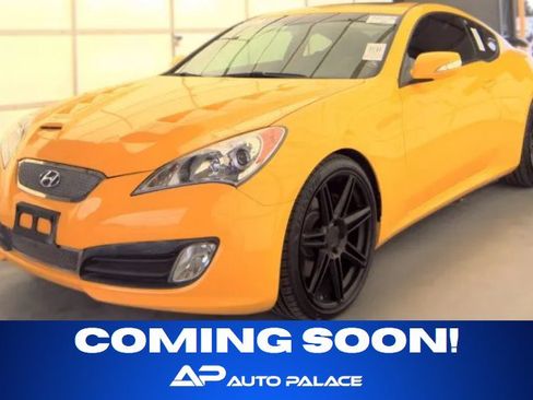 Used 2011 Hyundai Genesis 3.8 RWD image 1