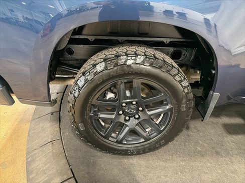 Certified 2022 Chevrolet Silverado 1500 RST w/ LPO, Blackout Package AWD/4WD image 37