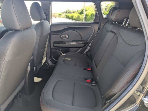 Used 2016 Kia Soul + w/ Tarmac Special Edition FWD image 16
