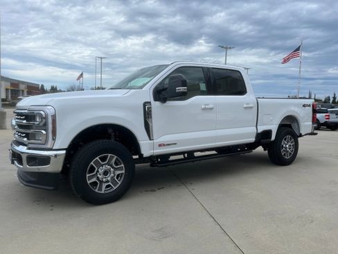 New 2026 Ford F350 Lariat w/ Lariat Premium Package AWD/4WD image 8