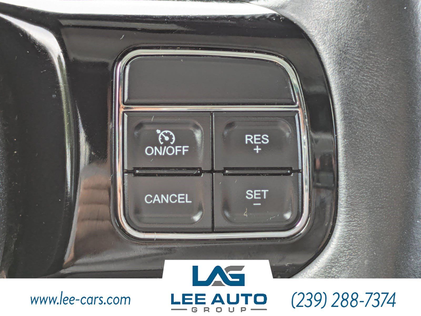 Used 2015 Jeep Wrangler Unlimited Sahara AWD/4WD image 18