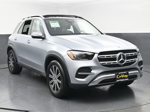 Used 2025 Mercedes-Benz GLE 450e 4MATIC w/ Winter Package image 5