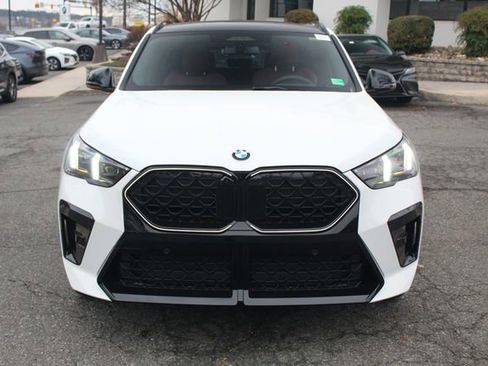 New 2026 BMW X2 xDrive28i w/ Technology Package image 2