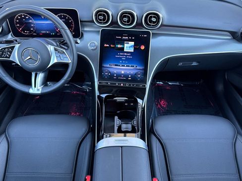 Certified 2025 Mercedes-Benz C 300 4MATIC Sedan image 5