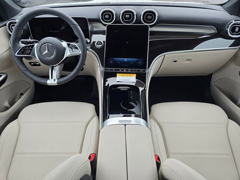 New 2026 Mercedes-Benz GLC 300 4MATIC image 19