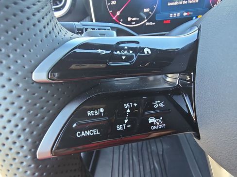 Certified 2025 Mercedes-Benz GLC 300 GLC 300 image 20