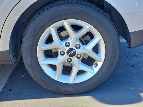 Used 2023 Kia Soul LX w/ Option Group 015 image 10