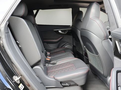 Used 2023 Audi RS Q8 image 18