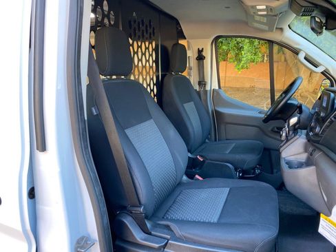 Used 2025 Ford Transit 250 Low Roof w/ Exterior Upgrade Package RWD image 34