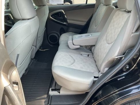 Used 2012 Toyota RAV4 4WD w/ Value Pkg image 22