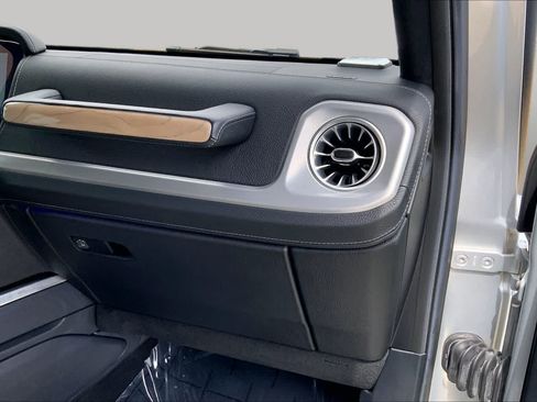 Used 2019 Mercedes-Benz G 550 image 17
