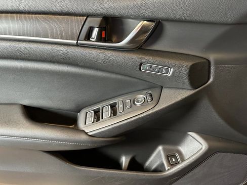 Used 2021 Honda Accord EX-L image 19