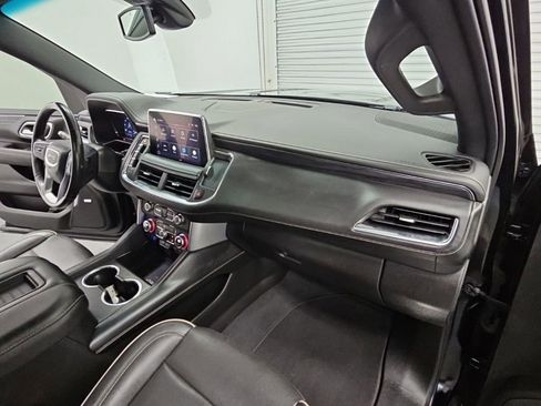 Used 2022 GMC Yukon SLT w/ SLT Premium Package AWD/4WD image 43