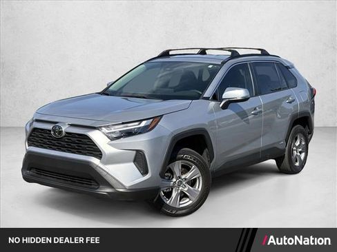 Certified 2025 Toyota RAV4 XLE AWD/4WD image 1
