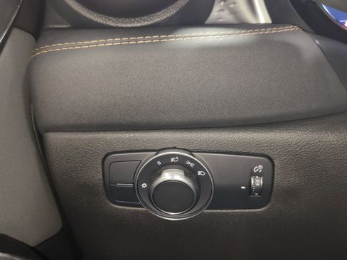 Used 2025 Alfa Romeo Tonale image 21