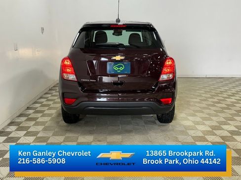 Used 2020 Chevrolet Trax LS AWD/4WD image 5
