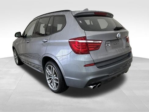 Used 2017 BMW X3 xDrive28i image 3