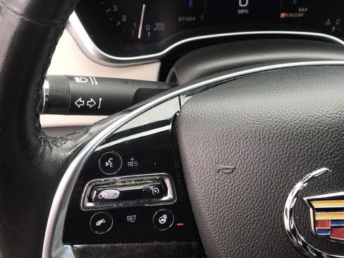 Used 2015 Cadillac SRX Luxury AWD/4WD image 31