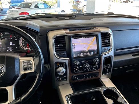 Used 2015 RAM 1500 Laramie w/ Convenience Group image 10