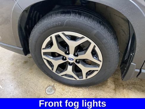 Used 2023 Subaru Forester Premium AWD/4WD image 19