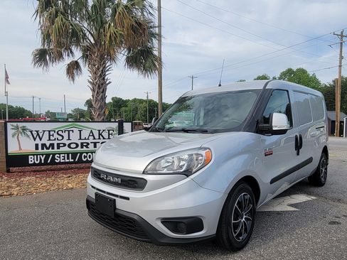 Used 2020 RAM ProMaster City Tradesman SLT image 1