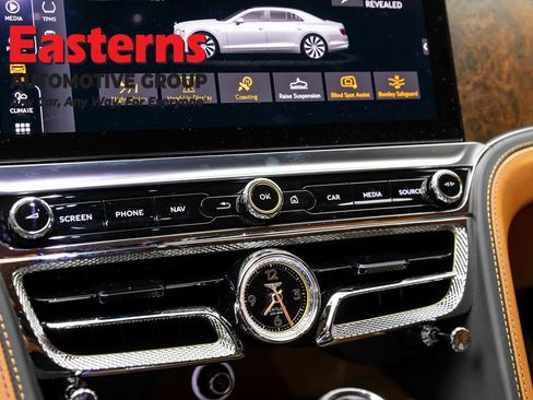 Used 2023 Bentley Flying Spur W12 AWD/4WD image 32