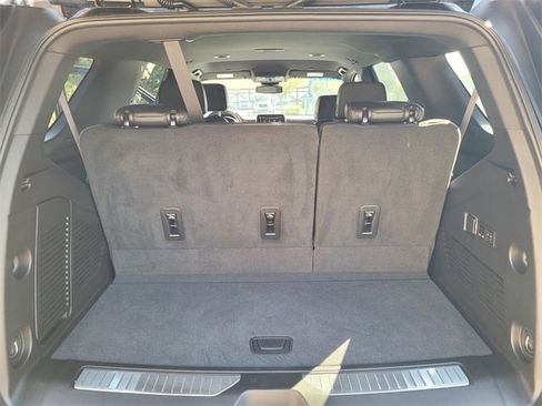 Used 2023 Chevrolet Tahoe Z71 w/ Luxury Package image 24