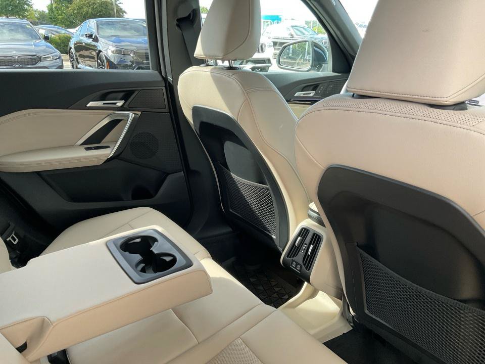 Used 2023 BMW X1 xDrive28i AWD/4WD image 30