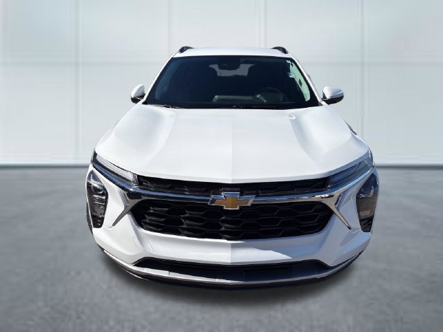 Used 2025 Chevrolet Trax LT w/ Driver Confidence Package FWD image 6