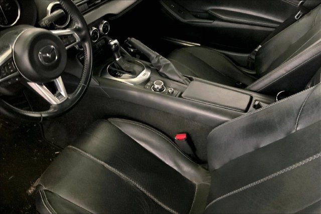 Used 2020 MAZDA MX-5 Miata RF Grand Touring RWD image 8