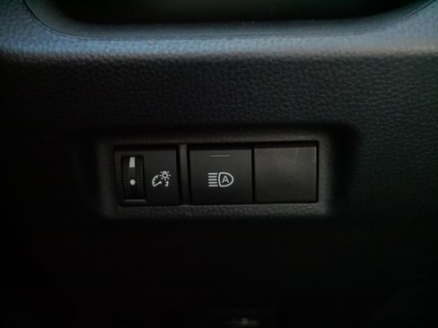 Certified 2023 Toyota RAV4 LE image 28