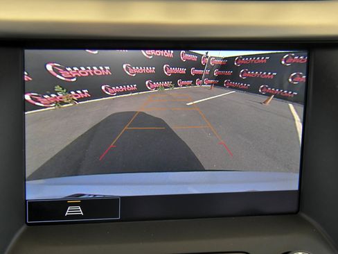 Used 2023 GMC Acadia SLT image 19