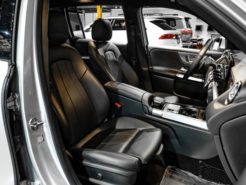 Used 2020 Mercedes-Benz GLB 250 image 29