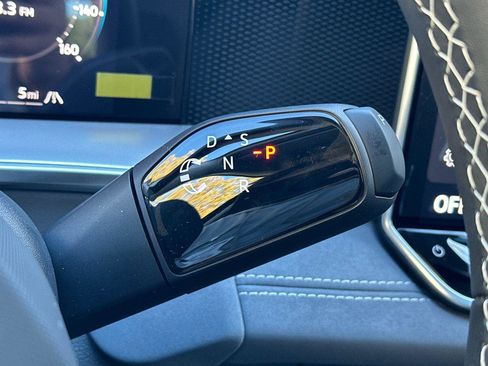 New 2026 Volkswagen Tiguan SE image 20