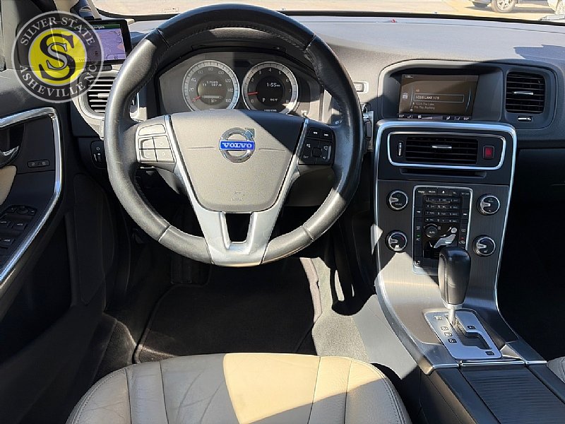 Used 2012 Volvo S60 T5 FWD image 25