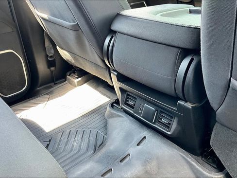 Used 2024 Chevrolet Silverado 2500 LT image 14