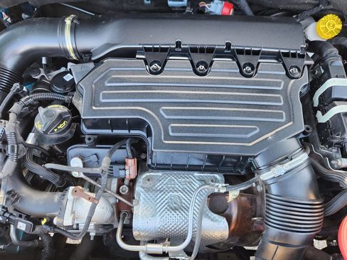 Used 2022 Jeep Renegade Altitude image 14