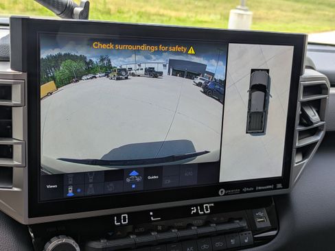 Used 2024 Toyota Tundra Limited image 18