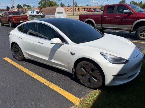 Used 2019 Tesla Model 3 Long Range AWD/4WD image 2