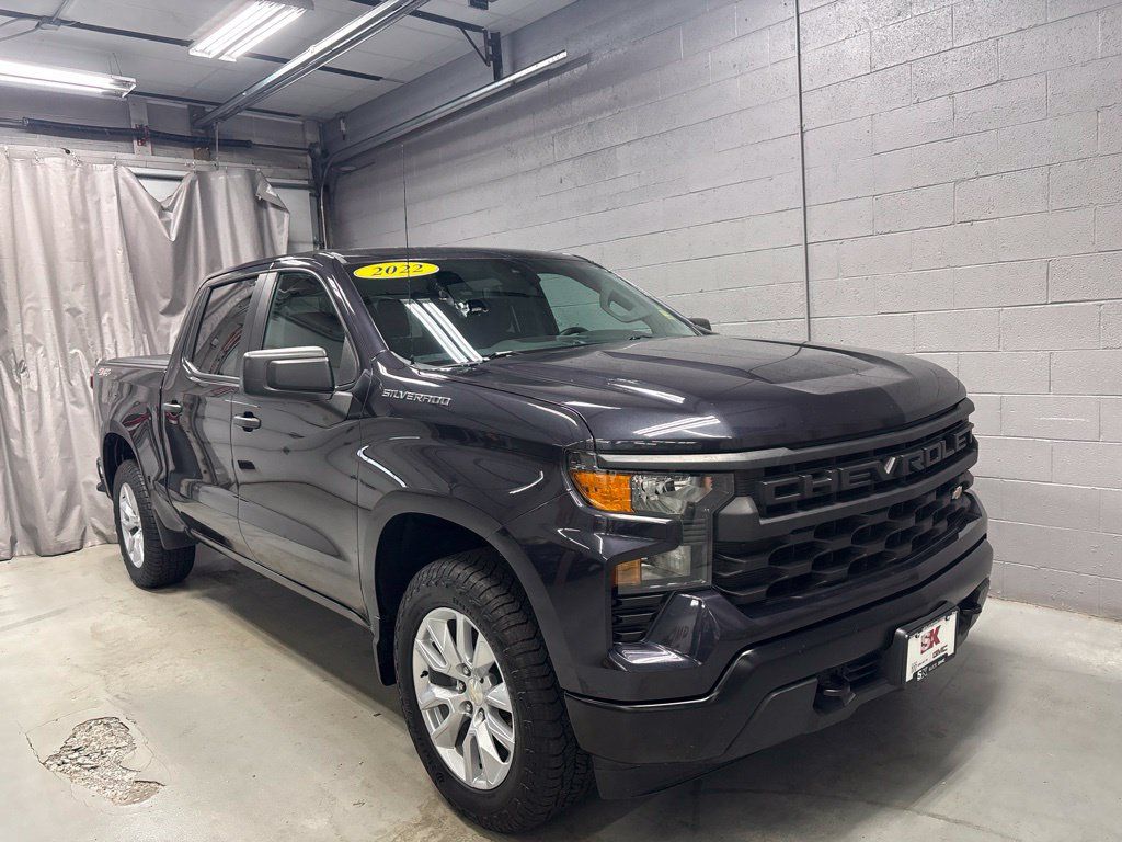 Used 2022 Chevrolet Silverado 1500 W/T w/ WT Value Package AWD/4WD image 5