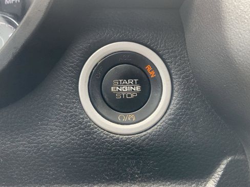 Used 2022 RAM 1500 Big Horn AWD/4WD image 32