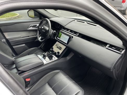 Used 2018 Land Rover Range Rover Velar R-Dynamic SE image 11