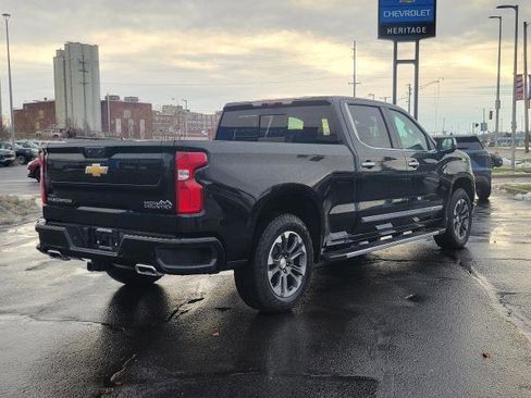 New 2026 Chevrolet Silverado 1500 High Country w/ Technology Package image 2
