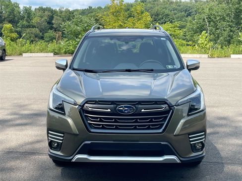 Used 2022 Subaru Forester Touring AWD/4WD image 8