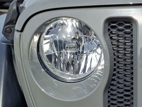 Certified 2020 Jeep Wrangler Unlimited Sport S image 9