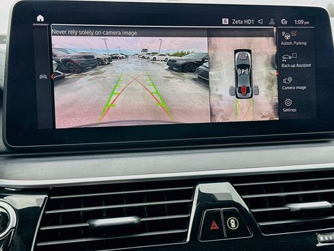 Used 2021 BMW M550i xDrive AWD/4WD image 14