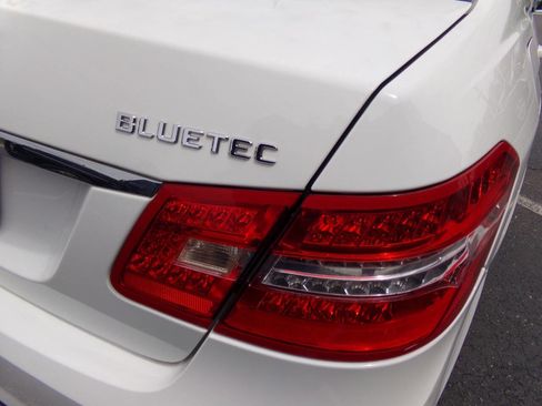 Used 2013 Mercedes-Benz E 350 BlueTEC Sedan image 18