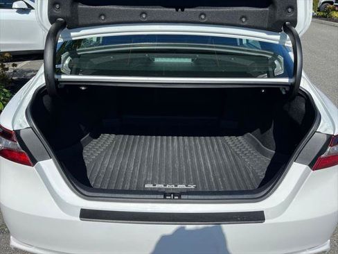 Certified 2023 Toyota Camry SE AWD/4WD image 10