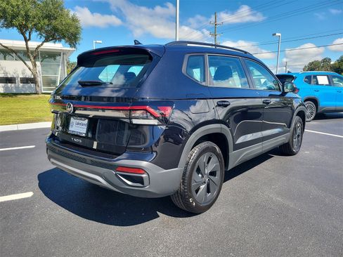 Certified 2025 Volkswagen Taos S image 6